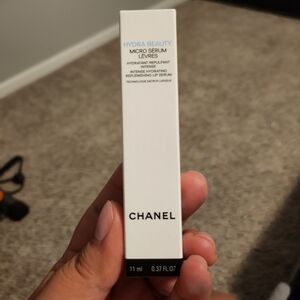 Chanel Lip Serum